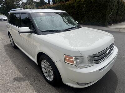 2011 Ford Flex SEL   - Photo 7 - North Hollywood, CA 91601