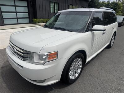 2011 Ford Flex SEL   - Photo 9 - North Hollywood, CA 91601