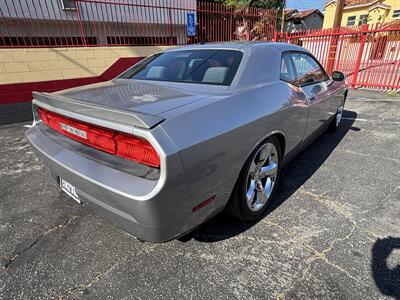 2014 Dodge Challenger R/T - Photo 7 - North Hollywood, CA 91601