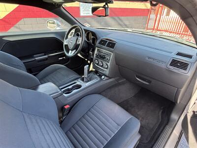 2014 Dodge Challenger R/T - Photo 11 - North Hollywood, CA 91601