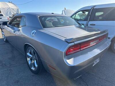 2014 Dodge Challenger R/T   - Photo 4 - North Hollywood, CA 91601