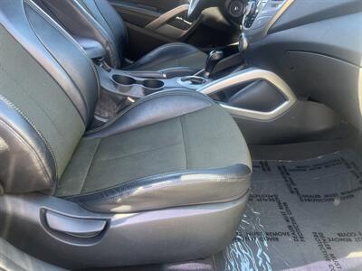 2016 Hyundai VELOSTER   - Photo 22 - North Hollywood, CA 91601