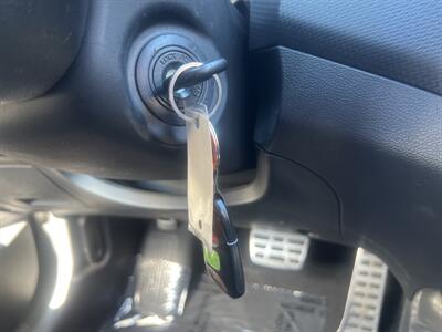 2016 Hyundai VELOSTER   - Photo 35 - North Hollywood, CA 91601