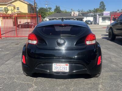 2016 Hyundai VELOSTER   - Photo 8 - North Hollywood, CA 91601