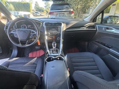 2015 Ford Fusion SE   - Photo 9 - North Hollywood, CA 91601