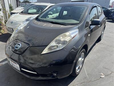 2011 Nissan LEAF SV - Photo 1 - North Hollywood, CA 91601