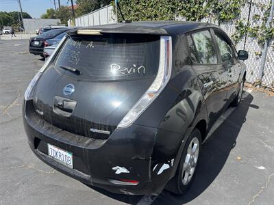 2011 Nissan LEAF SV - Photo 4 - North Hollywood, CA 91601