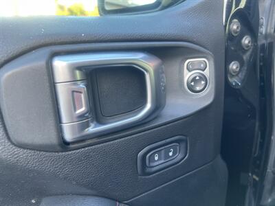 2019 Jeep Wrangler Rubicon   - Photo 12 - North Hollywood, CA 91601