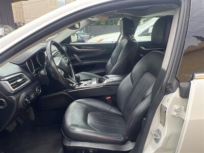 2018 Maserati Ghibli   - Photo 15 - North Hollywood, CA 91601