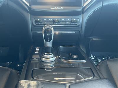 2018 Maserati Ghibli   - Photo 39 - North Hollywood, CA 91601