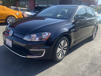 2016 Volkswagen e-Golf SE   - Photo 2 - North Hollywood, CA 91601