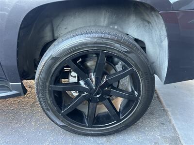 2017 Chevrolet Suburban LT   - Photo 64 - North Hollywood, CA 91601