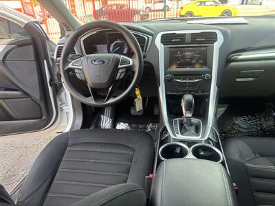 2013 Ford Fusion SE   - Photo 17 - North Hollywood, CA 91601