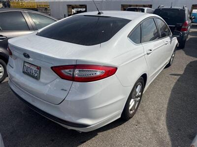 2013 Ford Fusion SE   - Photo 2 - North Hollywood, CA 91601