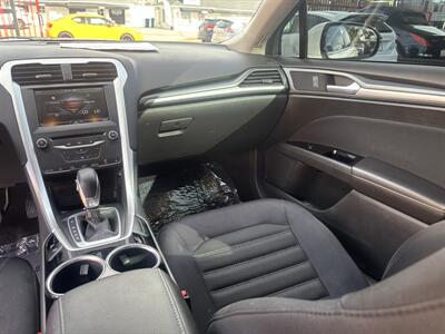 2013 Ford Fusion SE   - Photo 18 - North Hollywood, CA 91601