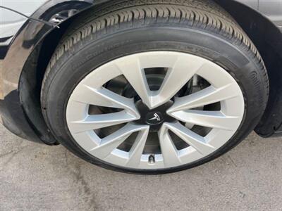 2023 Tesla Model 3   - Photo 5 - North Hollywood, CA 91601