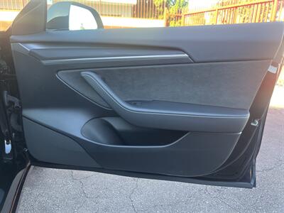 2023 Tesla Model 3   - Photo 37 - North Hollywood, CA 91601