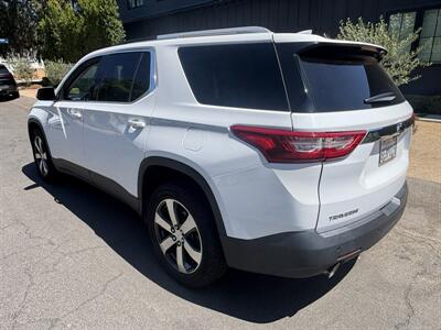 2018 Chevrolet Traverse LT Leather - Photo 3 - North Hollywood, CA 91601
