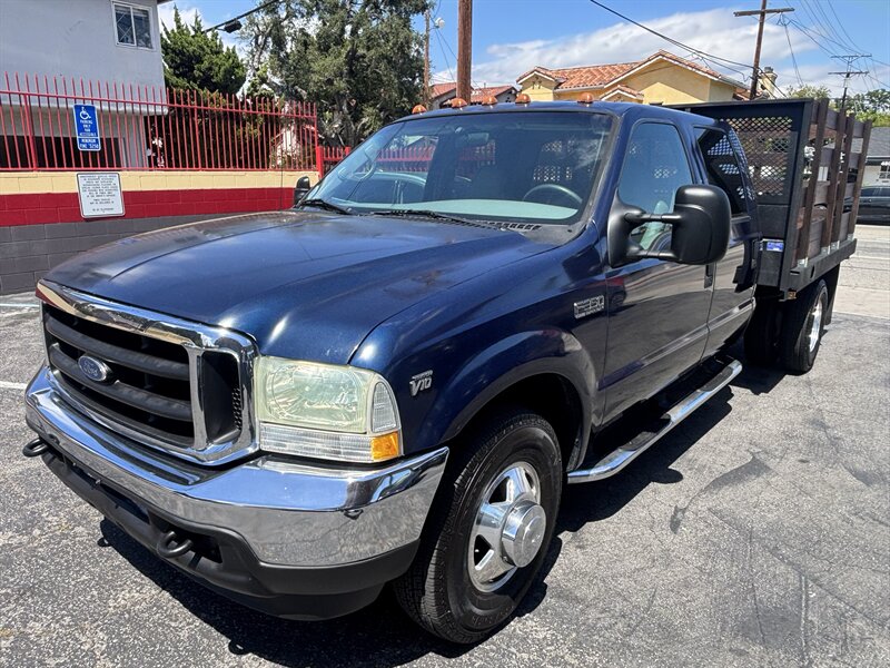2002 Ford F-350 Lariat   - Photo 1 - North Hollywood, CA 91601