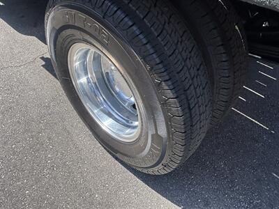 2002 Ford F-350 Lariat - Photo 28 - North Hollywood, CA 91601