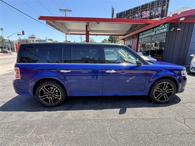 2013 Ford Flex Limited - Photo 8 - North Hollywood, CA 91601