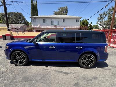 2013 Ford Flex Limited - Photo 2 - North Hollywood, CA 91601