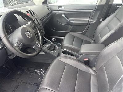 2010 Volkswagen Jetta TDI   - Photo 10 - North Hollywood, CA 91601