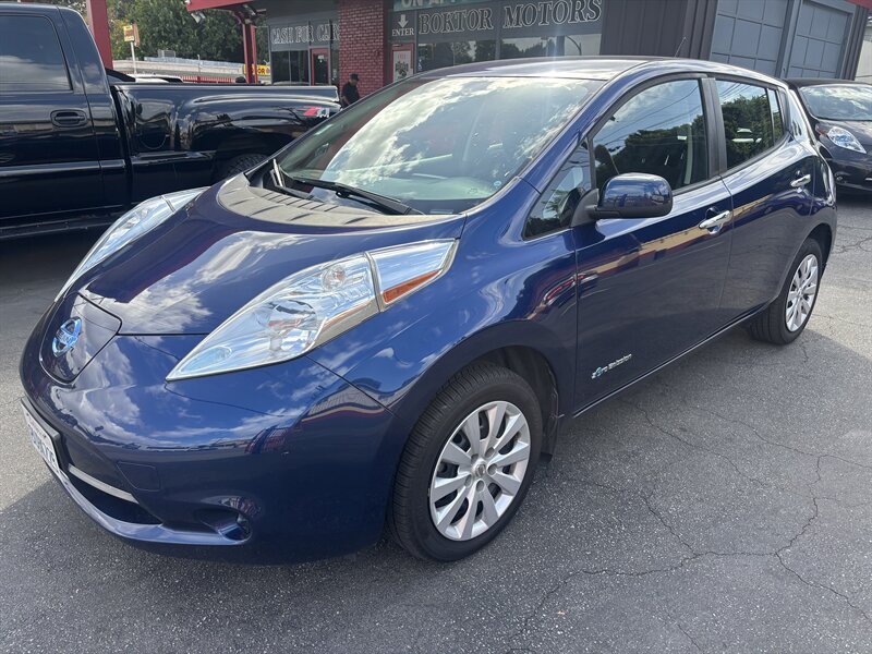 2017 Nissan LEAF S  