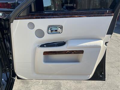 2012 Rolls-Royce Ghost   - Photo 87 - North Hollywood, CA 91601