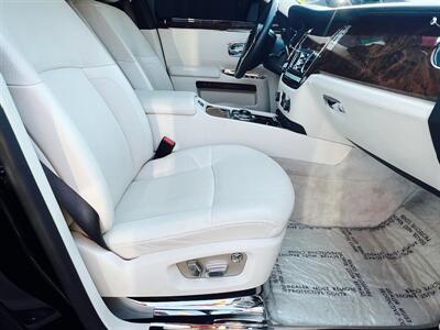 2012 Rolls-Royce Ghost   - Photo 23 - North Hollywood, CA 91601
