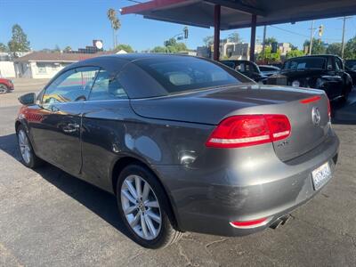 2012 Volkswagen Eos Komfort SULEV   - Photo 4 - North Hollywood, CA 91601