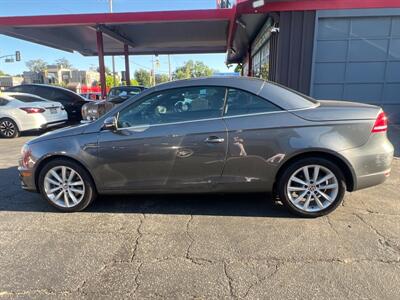 2012 Volkswagen Eos Komfort SULEV   - Photo 33 - North Hollywood, CA 91601