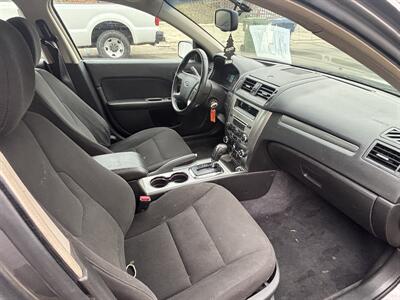 2010 Ford Fusion Hybrid   - Photo 4 - North Hollywood, CA 91601