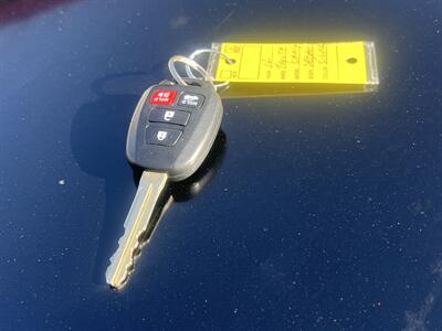 2012 Toyota Camry SE   - Photo 47 - North Hollywood, CA 91601