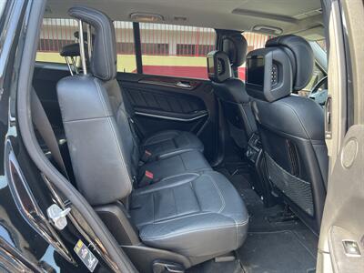 2015 Mercedes-Benz GL 550 4MATIC   - Photo 18 - North Hollywood, CA 91601