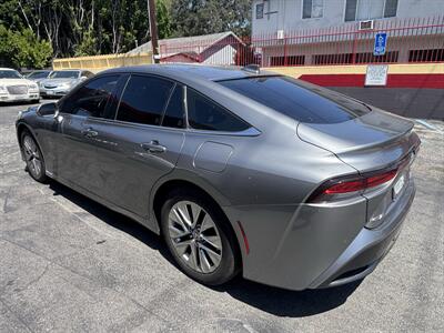 2022 Toyota Mirai XLE - Photo 7 - North Hollywood, CA 91601