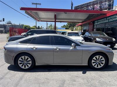 2022 Toyota Mirai XLE - Photo 3 - North Hollywood, CA 91601