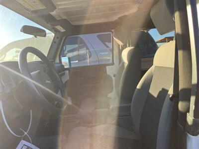 2010 Jeep Wrangler Rubicon - Photo 6 - North Hollywood, CA 91601