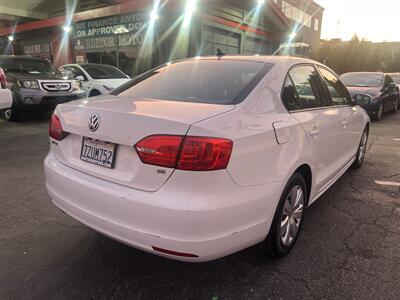 2014 Volkswagen Jetta SE PZEV - Photo 4 - North Hollywood, CA 91601