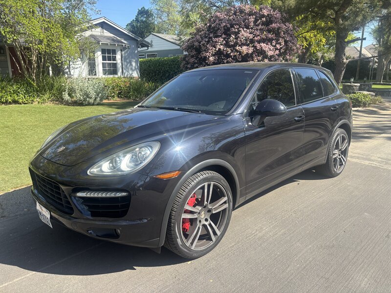 2011 Porsche Cayenne Turbo   - Photo 1 - North Hollywood, CA 91601