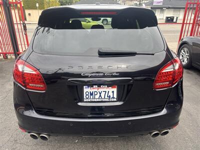 2011 Porsche Cayenne Turbo   - Photo 2 - North Hollywood, CA 91601