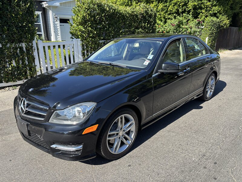 2014 Mercedes-Benz C-Class C250 Sport's photo