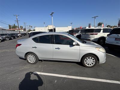 2014 Nissan Versa 1.6 SV   - Photo 2 - North Hollywood, CA 91601