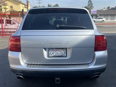 2004 Porsche Cayenne S   - Photo 8 - North Hollywood, CA 91601