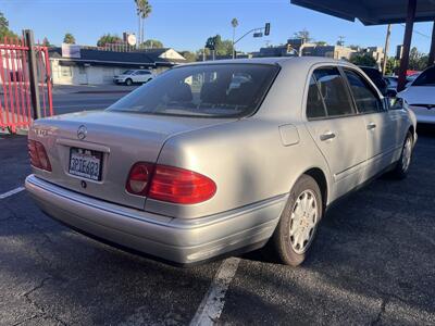 1996 Mercedes-Benz E 320 Sedan