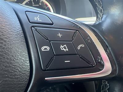 2017 INFINITI QX30 Premium   - Photo 61 - North Hollywood, CA 91601