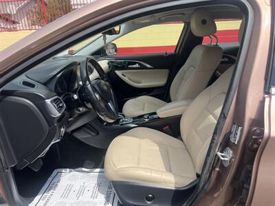 2017 INFINITI QX30 Premium   - Photo 9 - North Hollywood, CA 91601