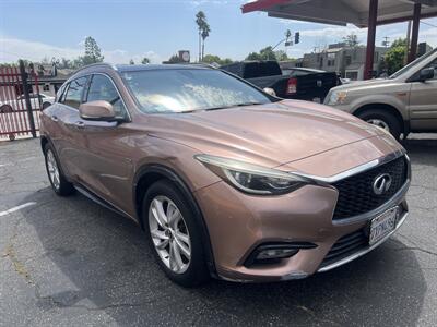 2017 INFINITI QX30 Premium   - Photo 2 - North Hollywood, CA 91601