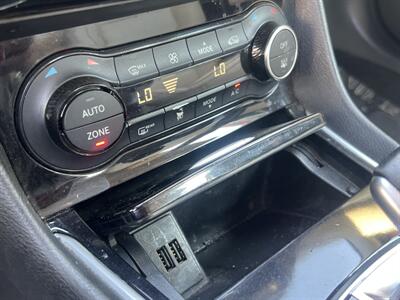 2017 INFINITI QX30 Premium   - Photo 55 - North Hollywood, CA 91601