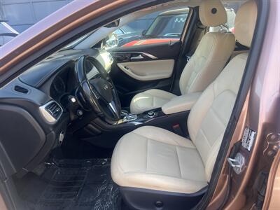 2017 INFINITI QX30 Premium   - Photo 29 - North Hollywood, CA 91601